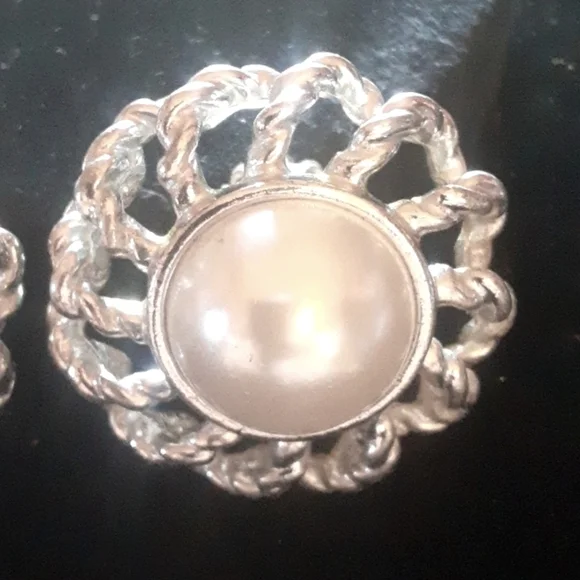Anne Klein Silver and White Flower Design Earrings - Picture 3 of 5